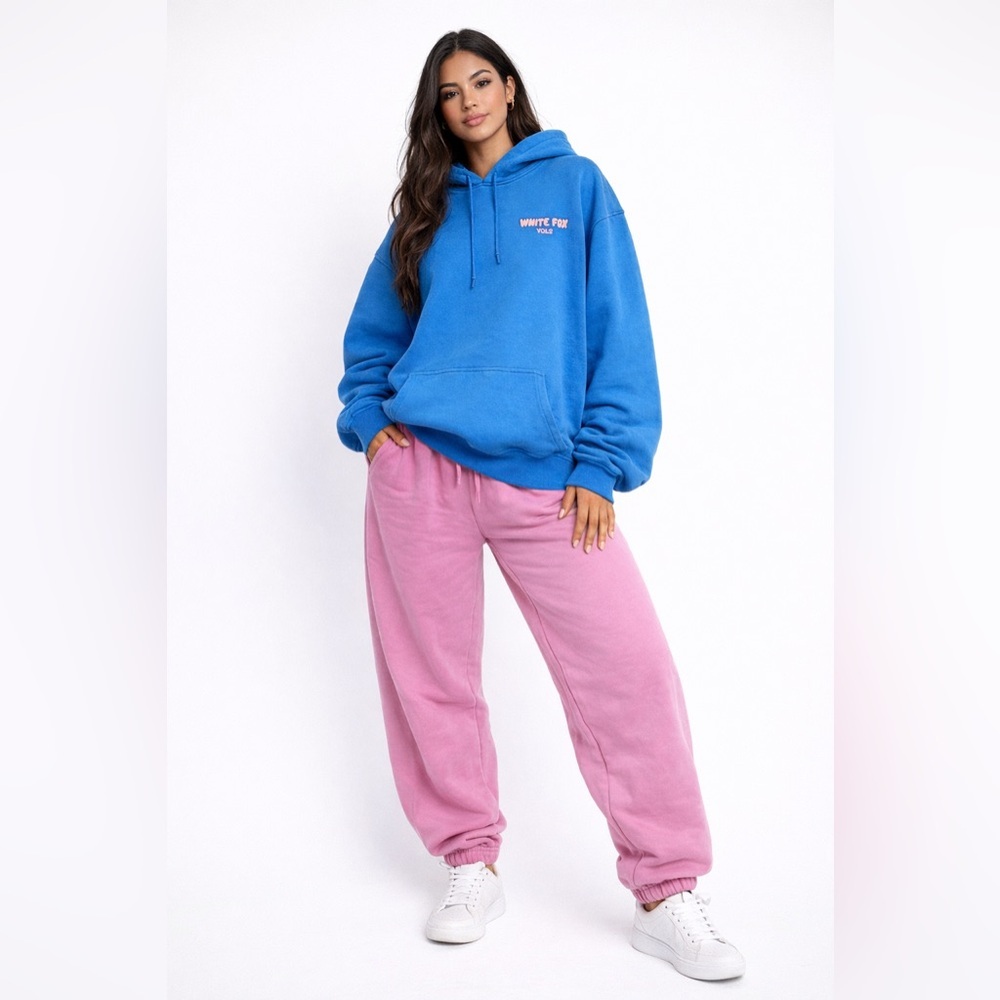 White Fox Boutique Vol 3 Offstage Hoodie & Future Forward Candy Pink Sweats S/M
